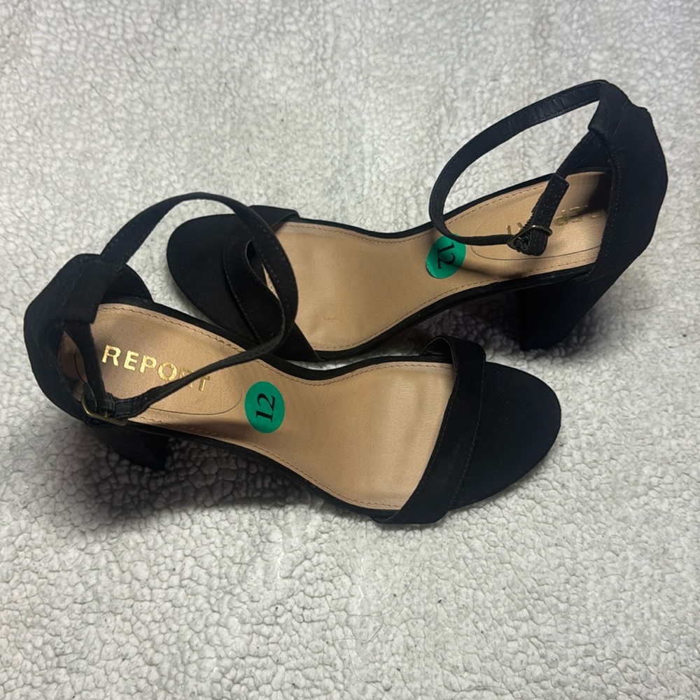 Report Hinkle Strapped Sandals Heel women’s sz 12 new